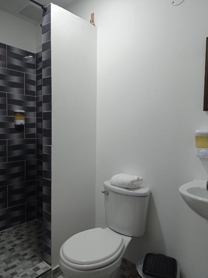 Hostal Villa Del Sol Σαλέντο Εξωτερικό φωτογραφία