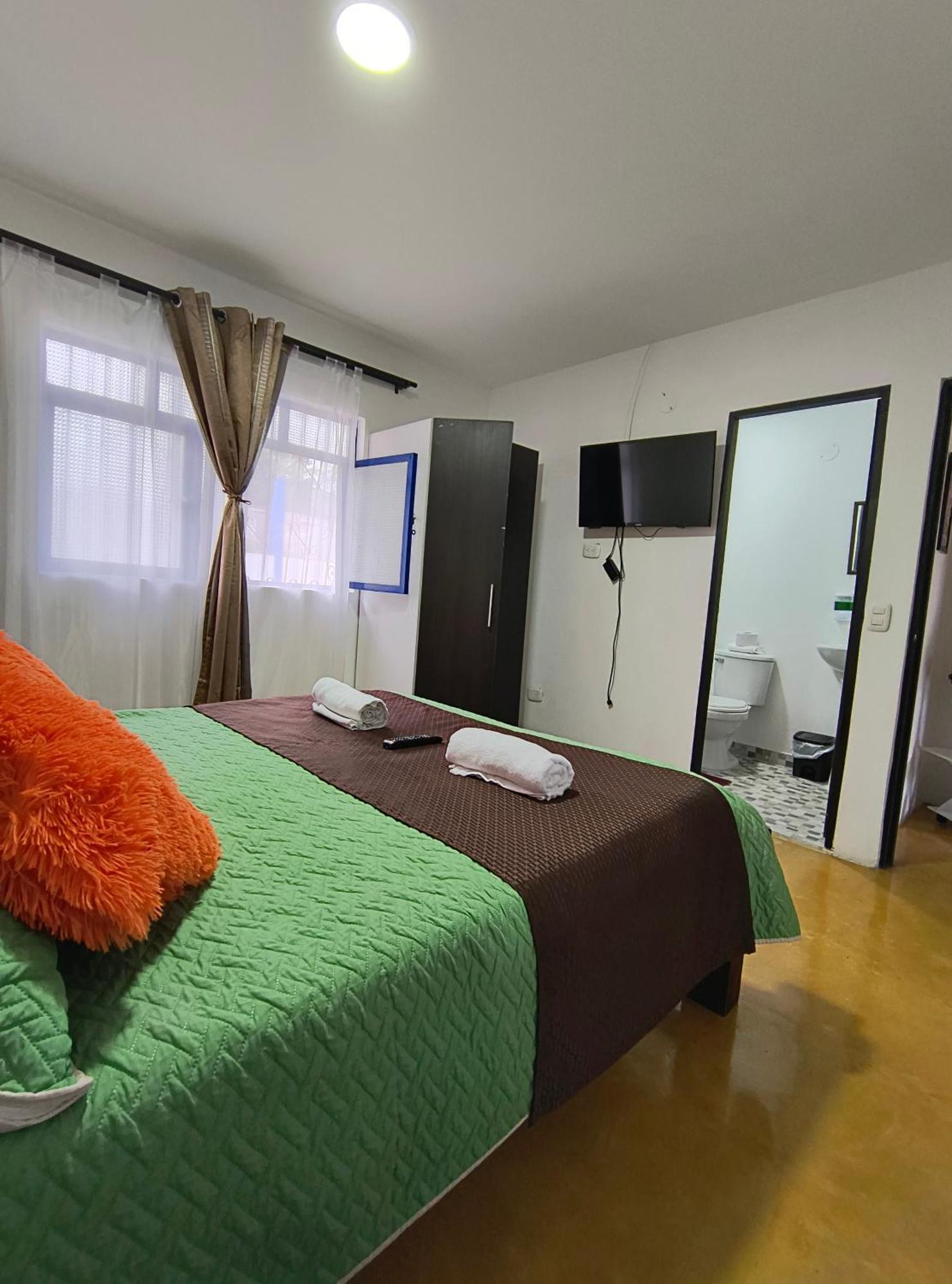 Hostal Villa Del Sol Σαλέντο Εξωτερικό φωτογραφία