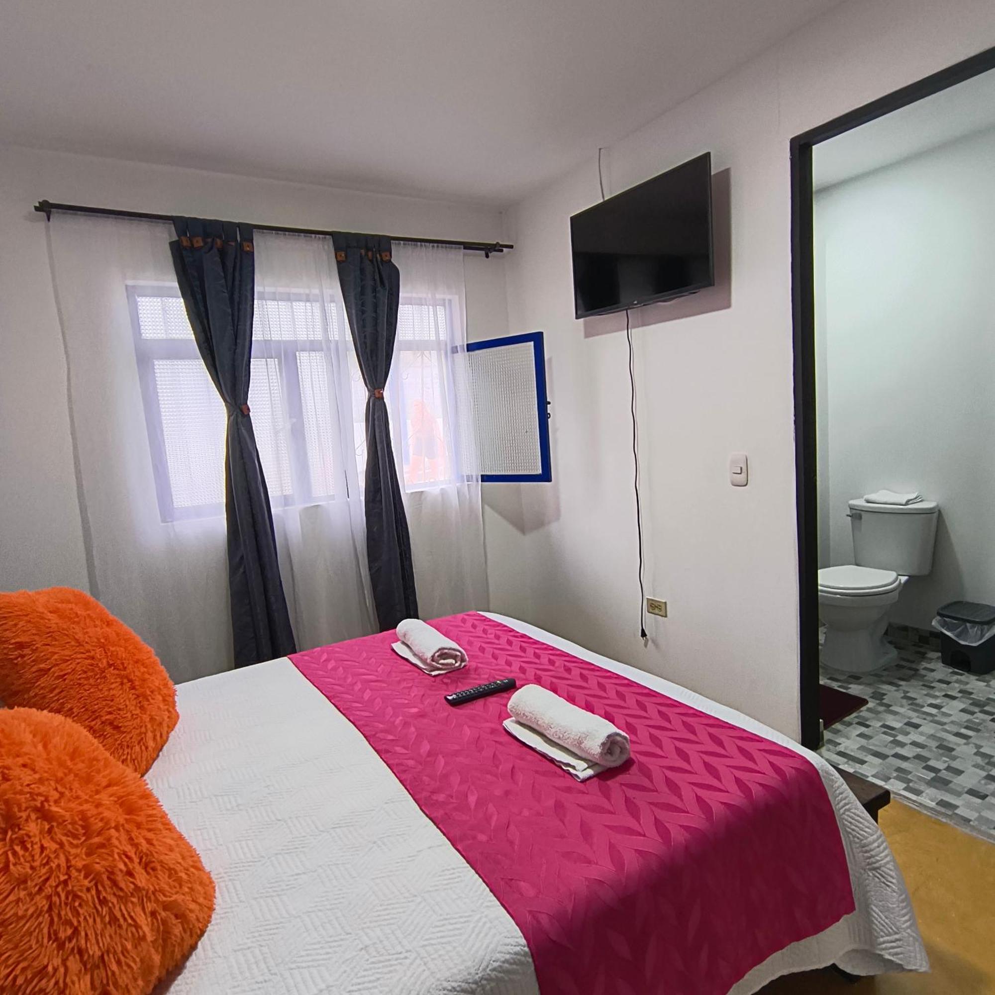 Hostal Villa Del Sol Σαλέντο Εξωτερικό φωτογραφία